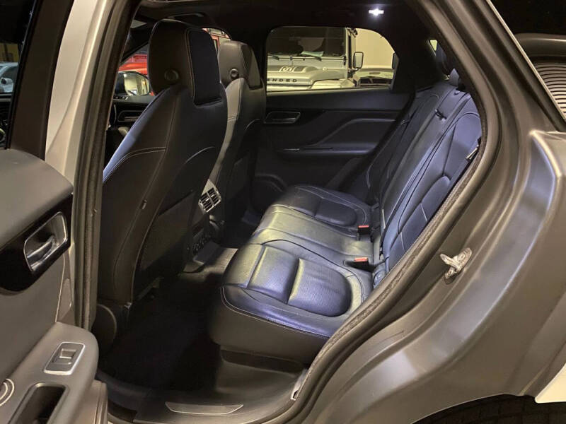 2019 Jaguar F-PACE S