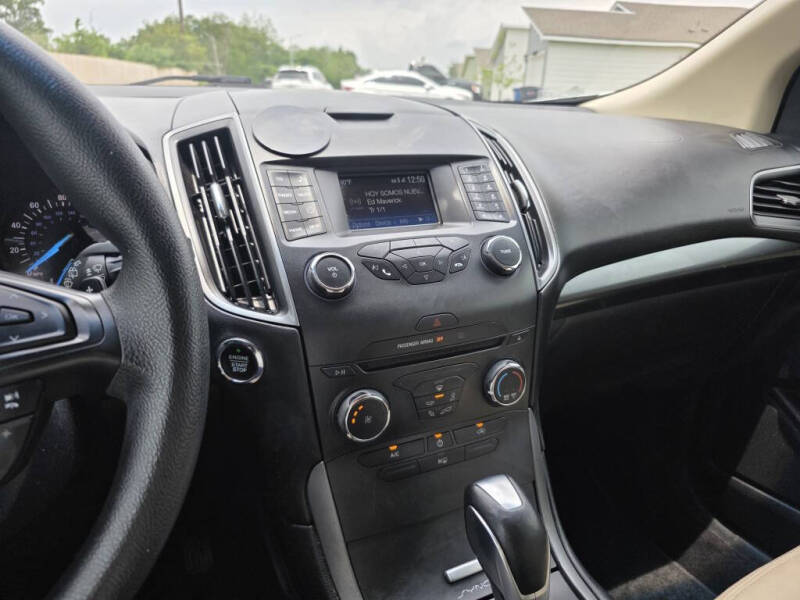 2015 Ford Edge SE