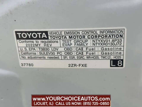 2022 Toyota Prius LE