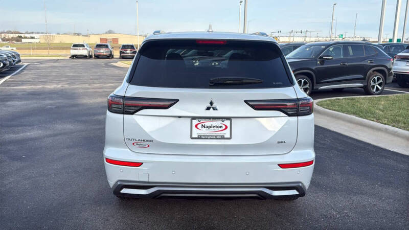 2026 Mitsubishi Outlander SEL