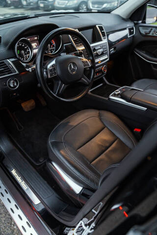 2015 Mercedes-Benz GL-Class GL 550 4MATIC