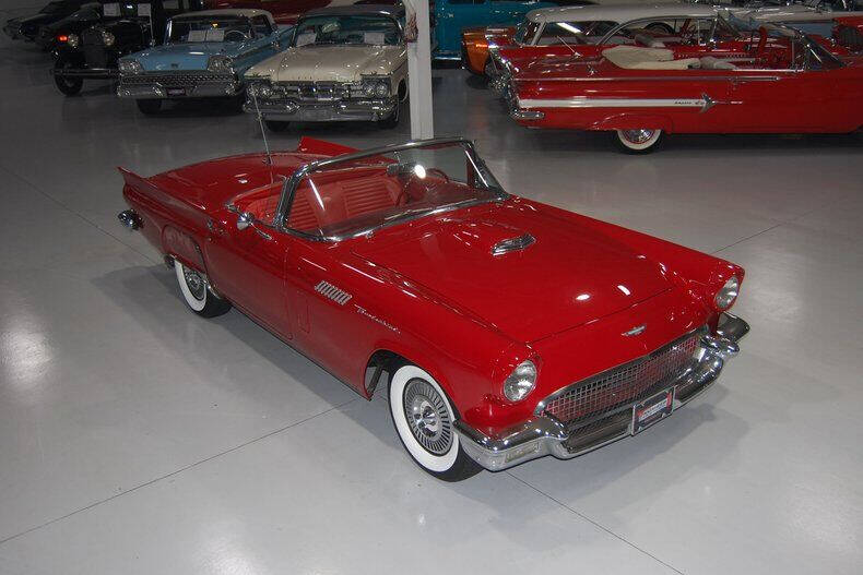 1957 Ford Thunderbird