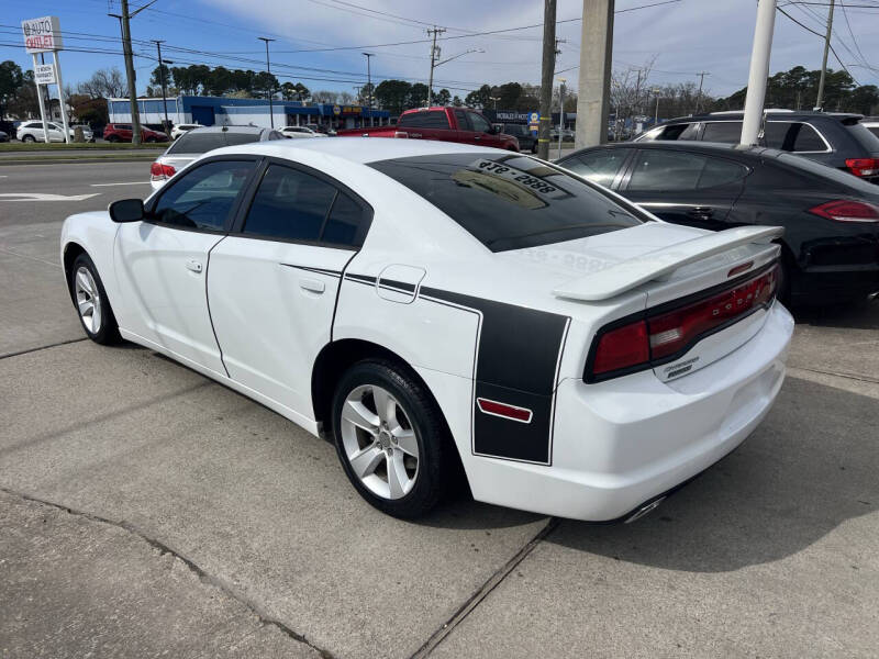 2014 Dodge Charger SE