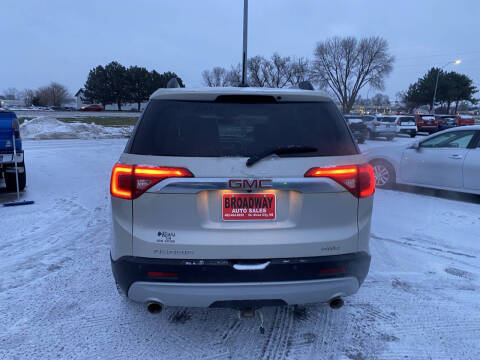 2017 GMC Acadia SLT-1