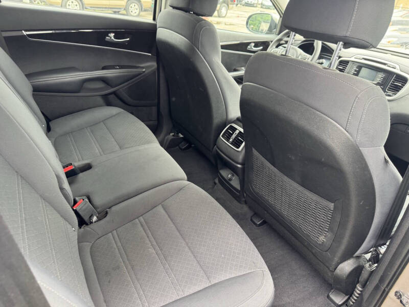 2018 Kia Sorento LX