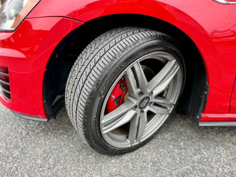 2015 Volkswagen Golf GTI S