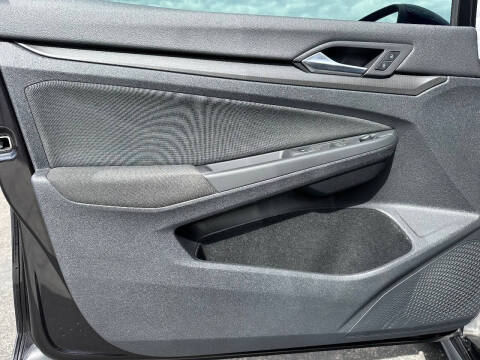 2022 Volkswagen Golf GTI S