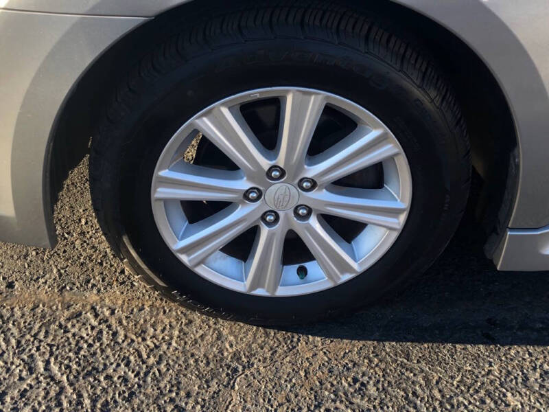 2011 Subaru Legacy 2.5i Premium