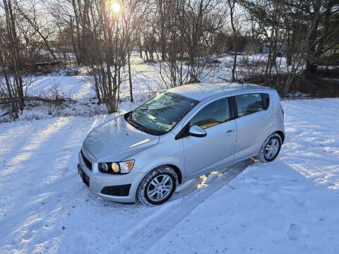 2014 Chevrolet Sonic LT Manual