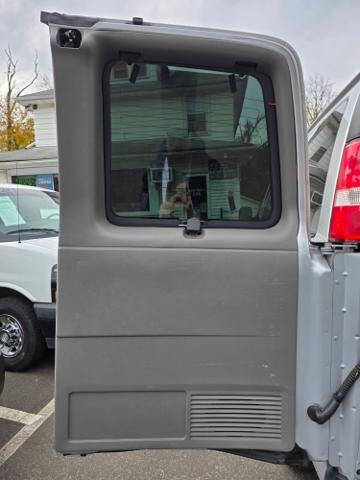 2017 Chevrolet Express LT 2500