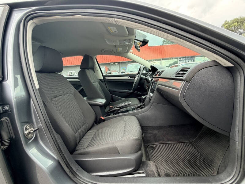 2012 Volkswagen Passat S PZEV