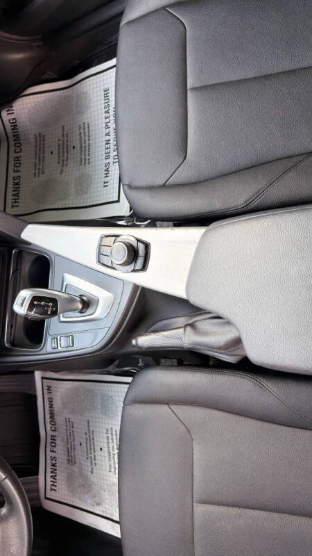 2018 BMW 3 Series 320i