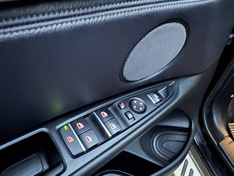 2017 BMW X6 xDrive50i