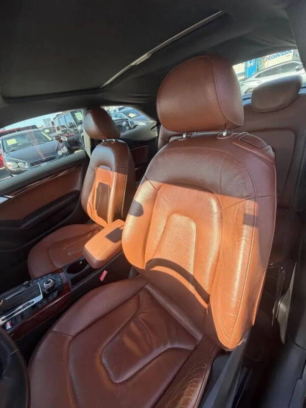 2012 Audi A5 2.0T quattro Premium Plus