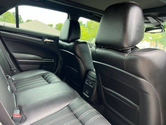 Chrysler30018