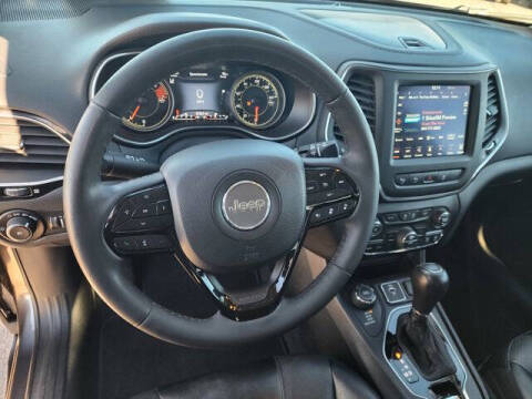 2023 Jeep Cherokee Altitude Lux