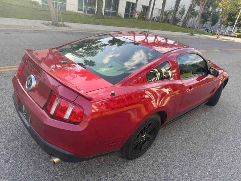 2010 Ford Mustang V6