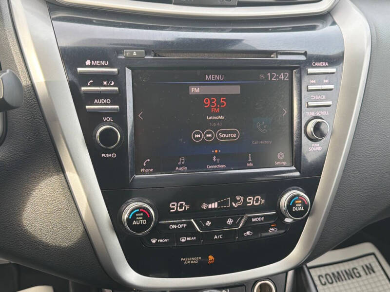 2022 Nissan Murano SV