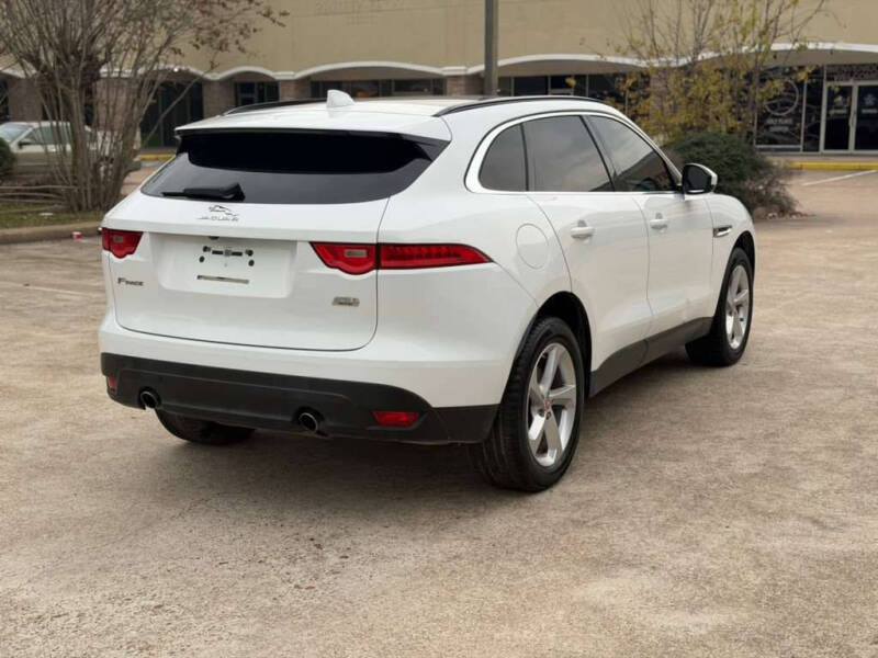2019 Jaguar F-PACE 25t Premium