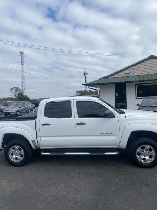 2005 Toyota Tacoma PreRunner photo 4