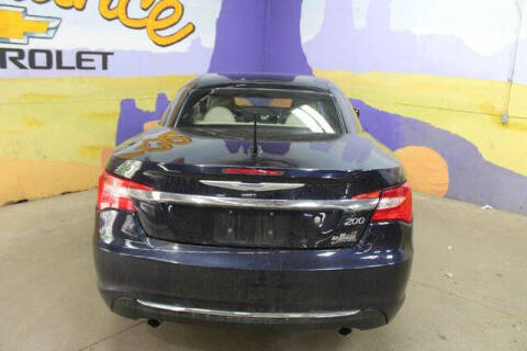 2012 Chrysler 200 Limited