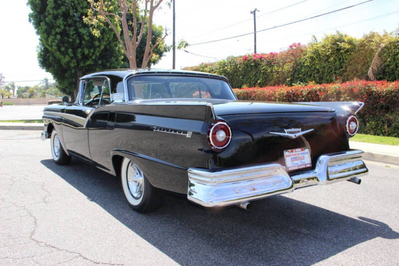 1957 Ford Fairlane 500