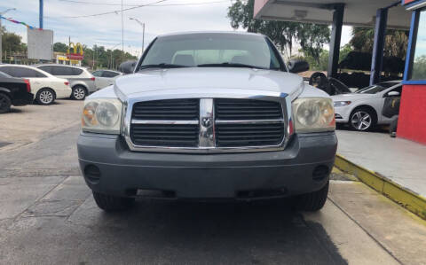 2005 Dodge Dakota for sale at Louie's Auto Sales in Leesburg FL