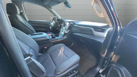 2016 Chevrolet Suburban LS