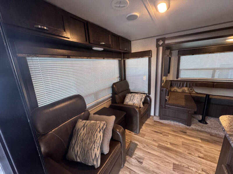 2018 Keystone Springdale