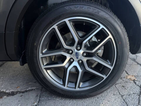 2019 Ford Explorer Sport