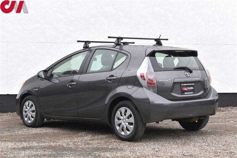 2013 Toyota Prius c Two