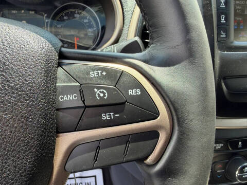 2016 Jeep Cherokee Latitude Altitude