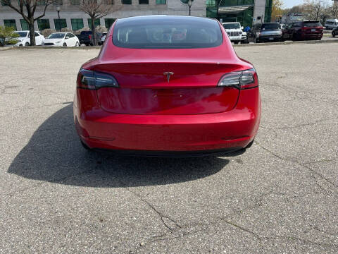 2021 Tesla Model 3 Standard Range Plus
