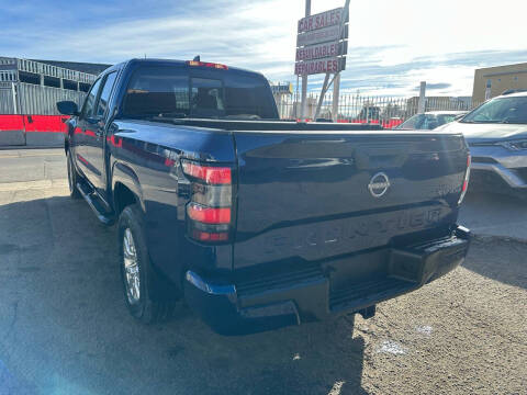 2022 Nissan Frontier SV