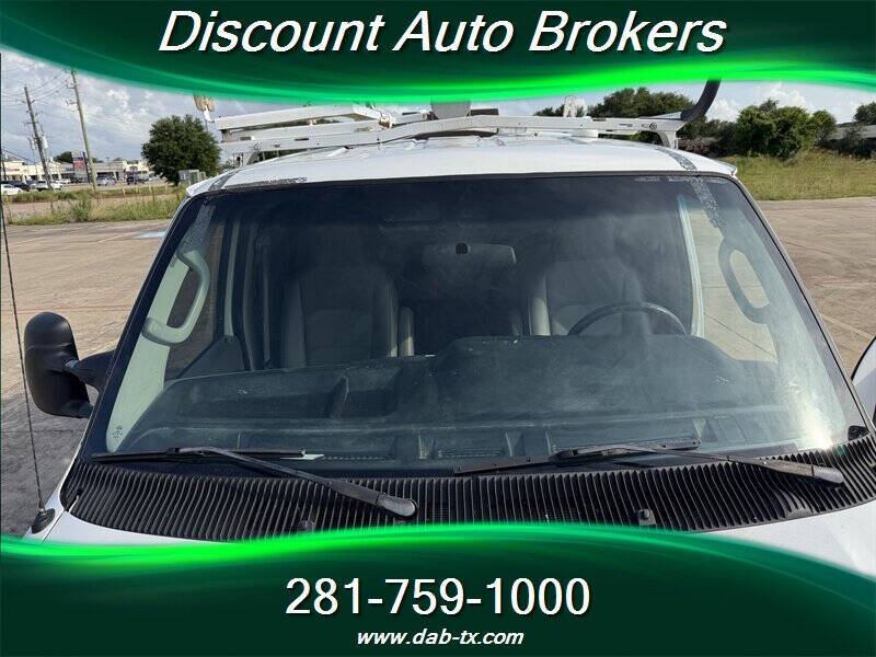 2011 Ford E-Series E-250