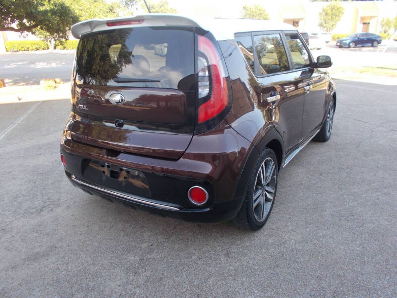 2017 Kia Soul +