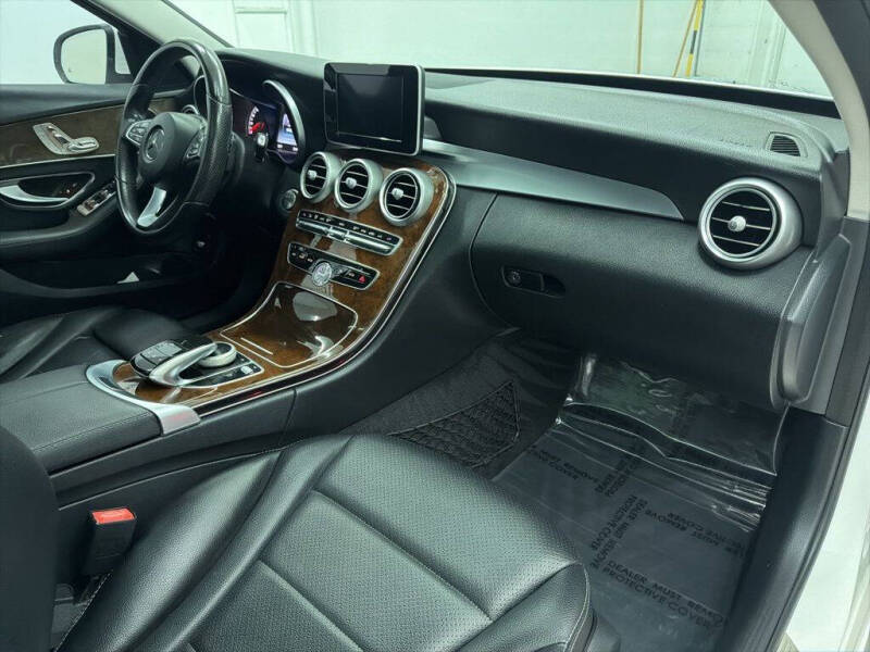 2016 Mercedes-Benz C-Class C 300