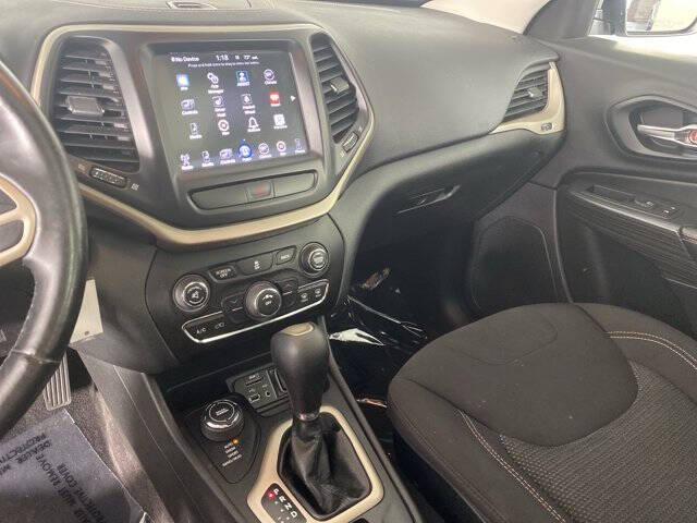 2017 Jeep Cherokee