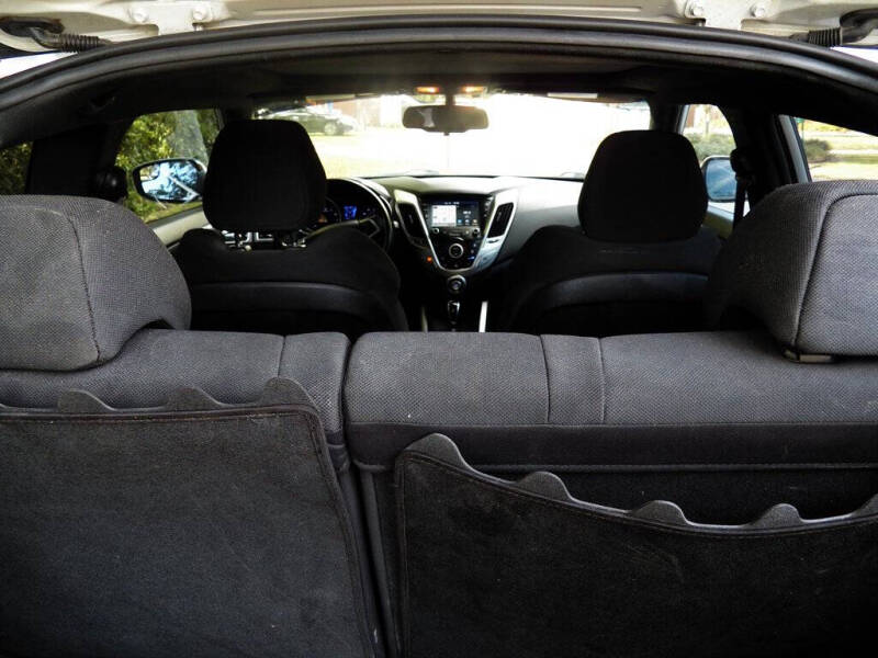 2017 Hyundai Veloster Value Edition