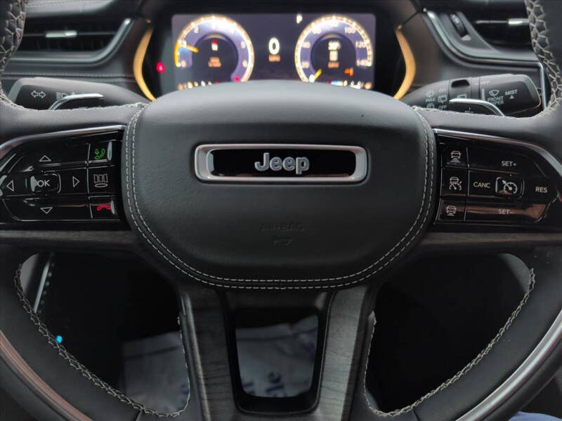 2023 Jeep Grand Cherokee Overland