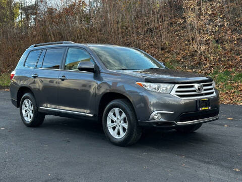 2012 Toyota Highlander SE