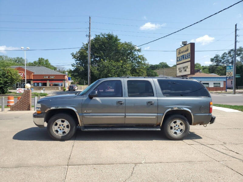 2000 Chevrolet Suburban for sale at RIVERSIDE AUTO SALES in Sioux City IA