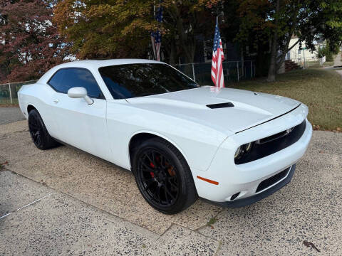 2015 Dodge Challenger SXT