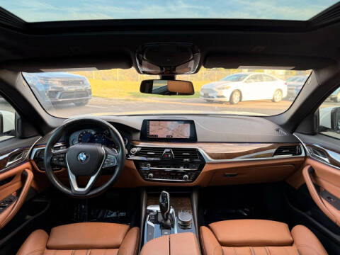 2019 BMW 5 Series 540i