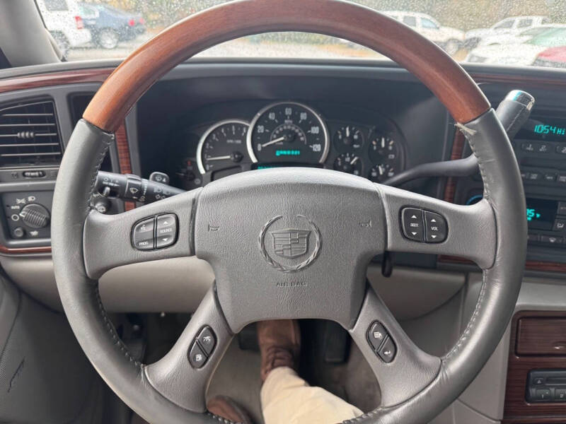 2003 Cadillac Escalade