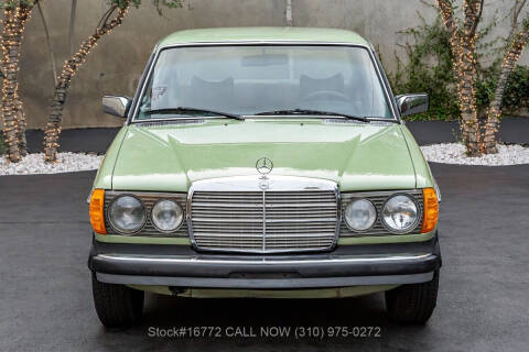 1977 Mercedes-Benz 300-Class