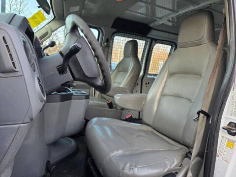 2012 Ford E-Series E-250