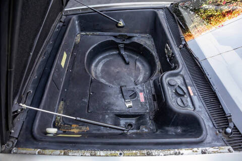 1981 DeLorean DMC-12