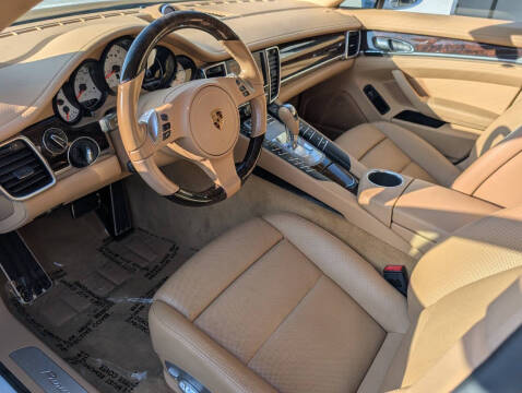 2016 Porsche Panamera S