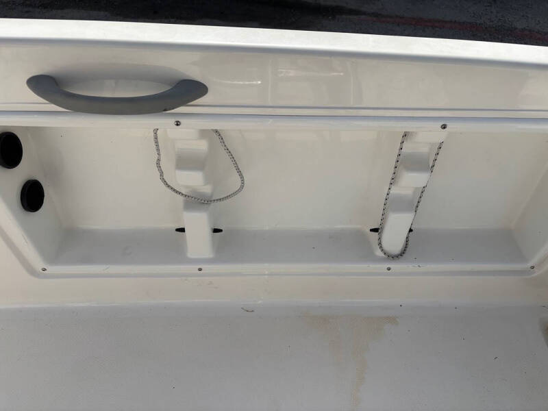 2019 Bayliner Element F18